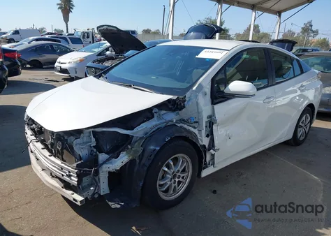 2018 Toyota Prius Two из США, поврежденный, VIN JTDKBRFUXJ3058120